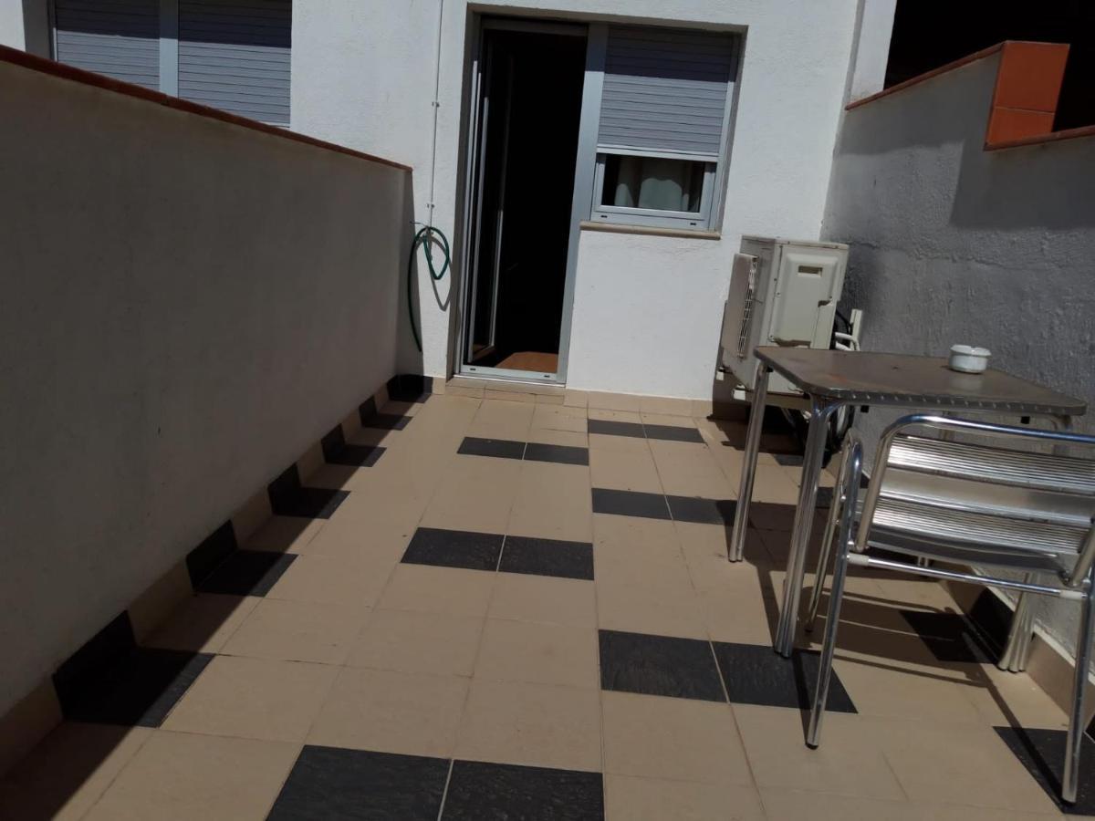Hostal Cal Siles Эль-Прат-де-Льобрегат Экстерьер фото